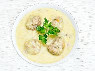 Рецепта Юварлакия – традиционна гръцка гъста супа супа топчета (с телешки кюфтета) и яйчено-лимонов сос